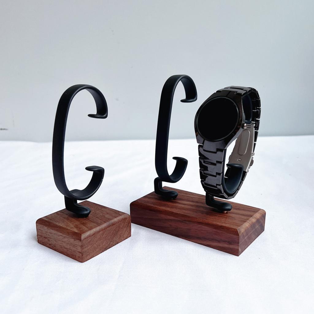 Jewelry Watches For Sale - Espositore per Orologi a Forma di