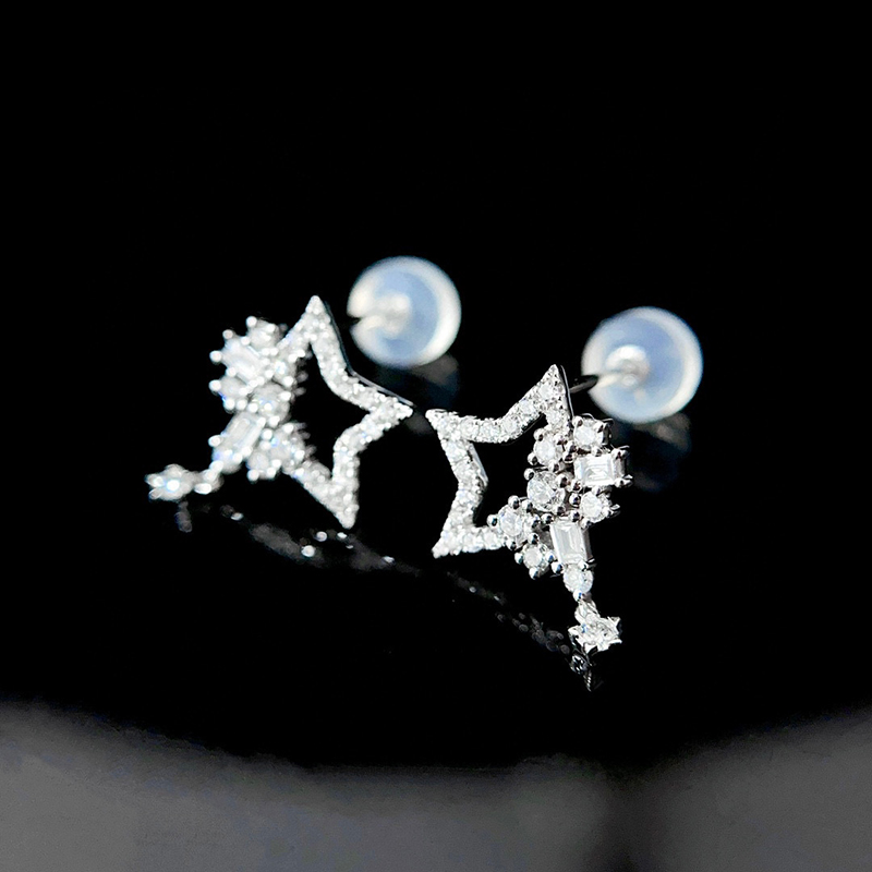 KUGG Orecchini in oro bianco 1 - Diamond Stud Earrings recensione e prezzo