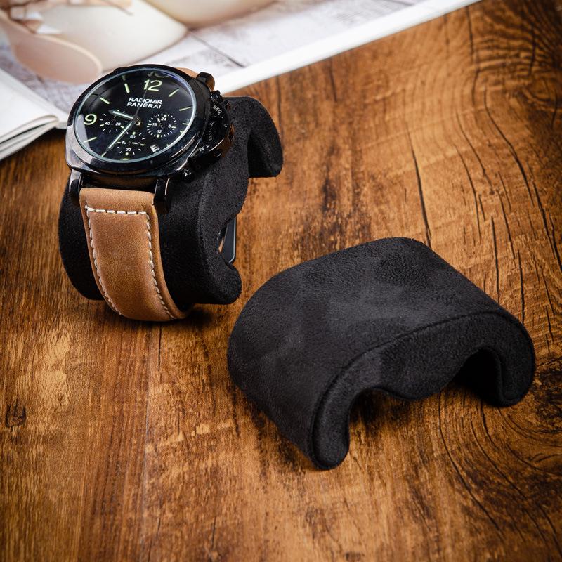 Nuovi Cuscini per Orologi in O - Jewelry Watches For Sale recensione e prezzo